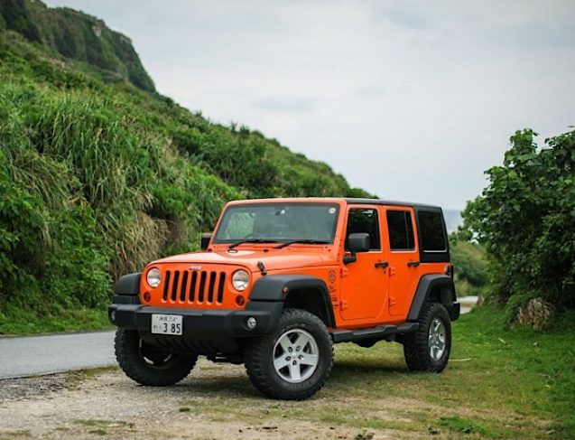 Jeep　ラングラーアンリミテッド　サハラ